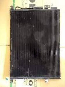 Venta de Condensadores seminuevos de Jeep Commander