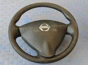 Venta de Volantes de conducir para Nissan Versa