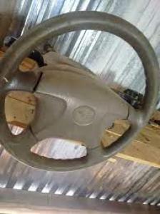 Venta de Volantes originales para Mazda Protege
