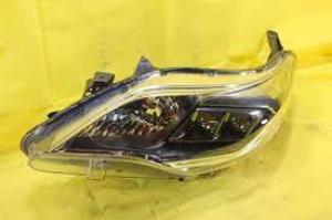 Faros seminuevos para Toyota Avalon