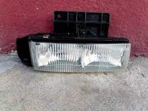 Faros seminuevos para Chevrolet Express