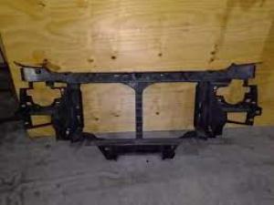 Venta de Marcos de radiadores originales de Chevrolet Express