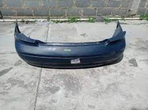 Venta de Defensas seminuevas de Ford Taurus
