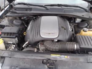 Venta de computadoras para Cadillac.