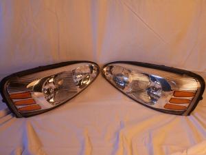 Venta de Faros Originales para Grand Prix