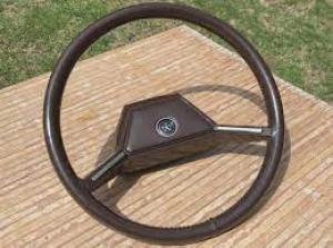 Venta de Volantes para Chrysler Lebaron