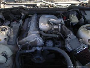 Venta de Motores y Transmisiones BMW 1993.