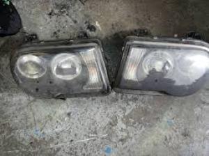 Venta de Faros para Chrysler 300 300C y 300M