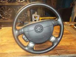 Venta de Volantes seminuevos para Suzuki Forenza