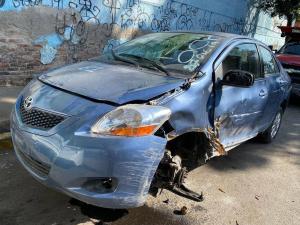 Planchuelas originales para Toyota Yaris
