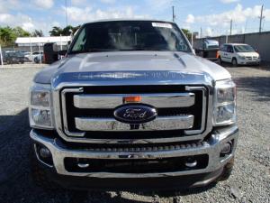 Venta de Faros para Ford F-100 F-150 F-250 y F-350