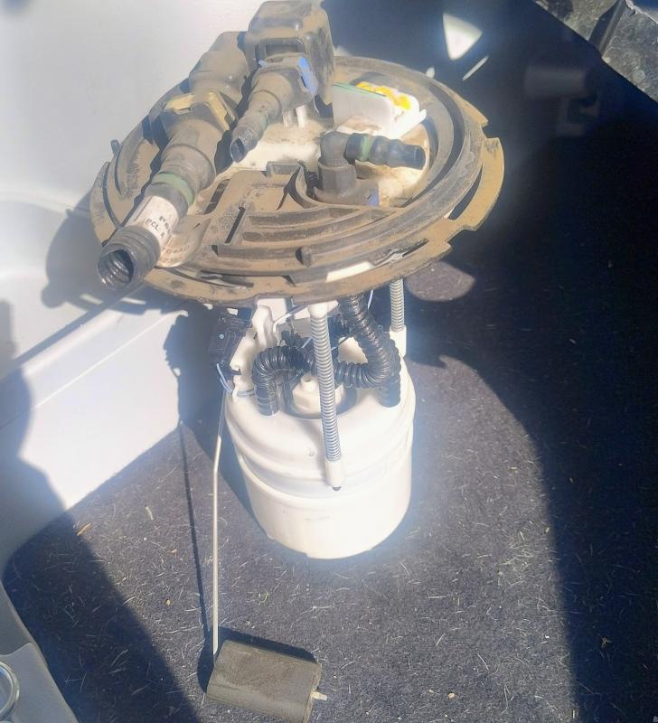 Venta de Repuestos y Accesorios originales Nissan Sentra. yonkes en mexico