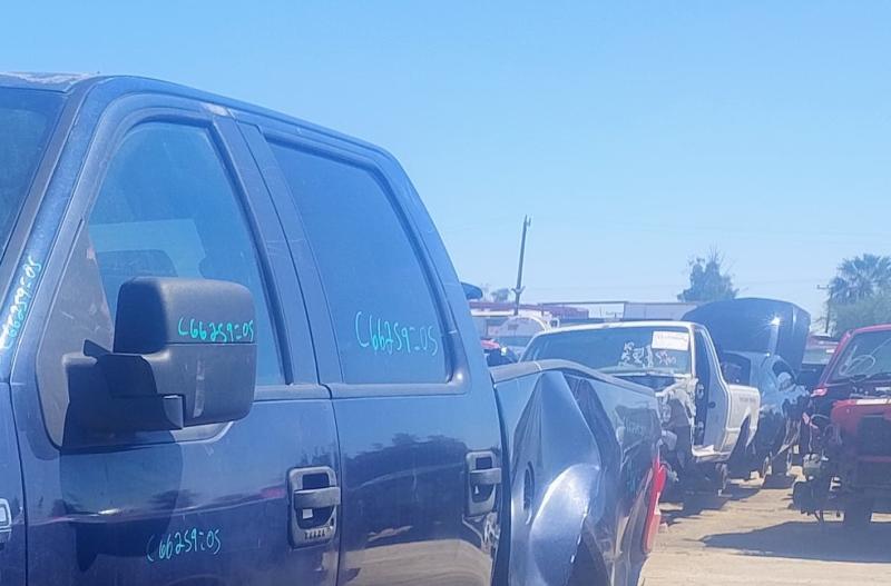 Venta de Focos/Faros para Chevrolet Silverado. yonkes en mexico