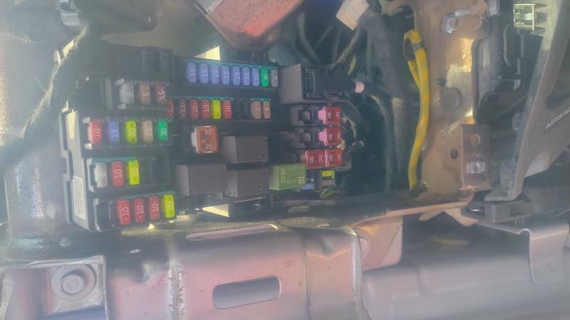 Venta de Salpicaderas Usadas y Seminuevas para GMC Acadia yonkes en mexico