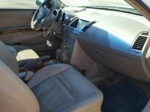 Tablero de Nissan Maxima 2000