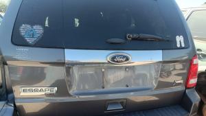 Parrilla original para Ford Escape