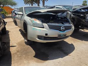 Faros delanteros para Nissan Sentra