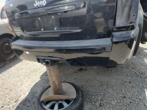 Defensas Originales para Jeep Liberty en Venta