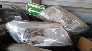 Faros Originales para Sonoma Marca Gmc en Venta
