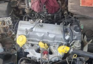 Venta de motores y transmisiones Chevrolet Camaro 1998.