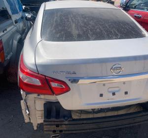 Venta de Repuestos y Accesorios Chevrolet Malibu 2002.