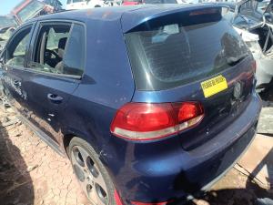 Venta de motores usados para kia rio 2005.