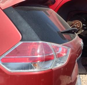 venta de Partes de Colision para kia spectra 2003.