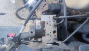 Modulos de ABS Originales en Venta para Nissan Pick-up.