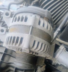 Alternadores Originales para Toyota Sequoia.