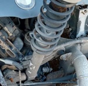 Defensas Originales para Jeep Liberty en Venta.