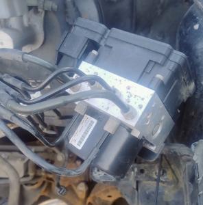 Venta de Radiadores Originales Toyota Tundra.