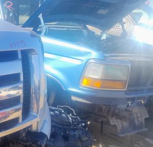 Venta de Planchuelas para Ford Aerostar.