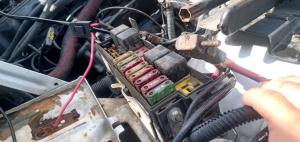 Venta de Palancas de Velocidades para Dodge Caravan.