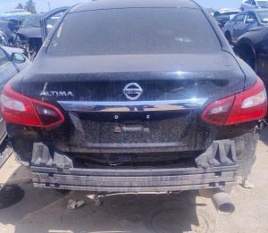 Venta de Salpicaderas para Isuzu Amigo