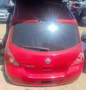 Venta de Salpicaderas Saturn Aura