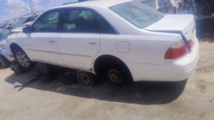 Medallones seminuevos para Ford Fusion