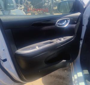 Venta de Vidrios Originales para Isuzu Hombre