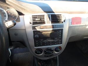 Venta de Estereos para Suzuki Forenza.