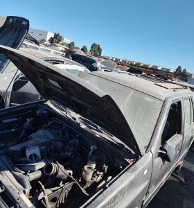 Marcos de Radiadores de Saturn Outlook