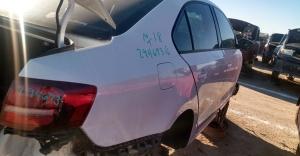 Salpicaderas usadas y Seminuevas de Saturn Outlook