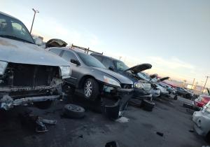 Venta de Faros para Saturn ION 2004