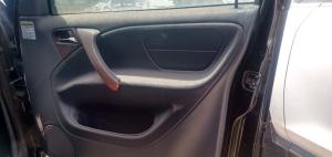 Venta de forros de las puertas para Mitsubishi 3000GT 2004