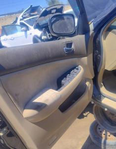 Puertas usadas para Yaris 2006