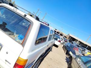 Guardafangos originales para Isuzu Axiom