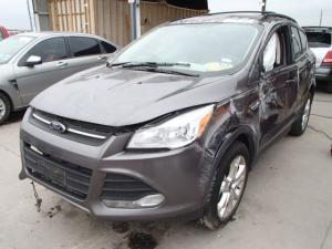 Venta de Parabrisas Originales para Ford Escape
