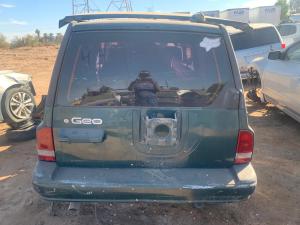 Venta de partes de colisión GEO Metro