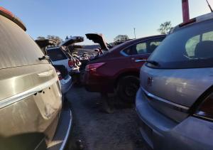 Refacciones originales para Saturn Vue