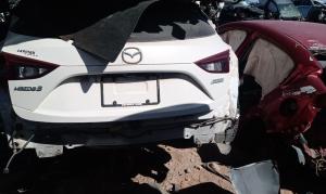 Refacciones usadas para Mazda