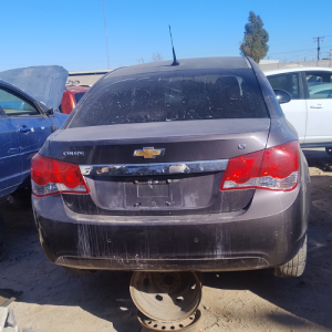 Refacciones usadas para Nissan
