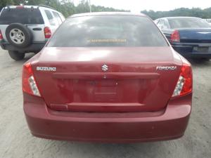 Venta de Medallones Originales de Suzuki Forenza 
